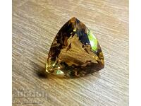 Sultanite Trillion 7.15 carats with certificate