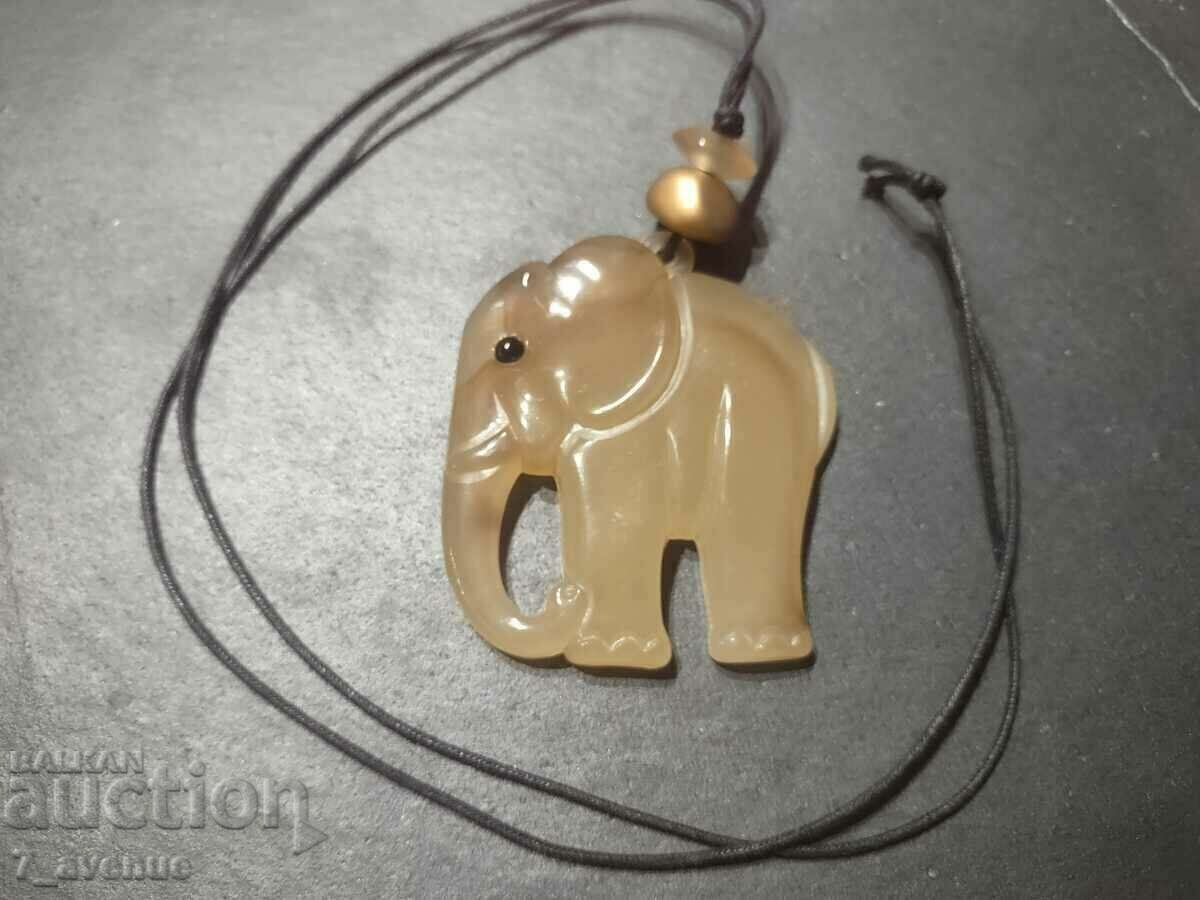 Necklace, necklace, ELEPHANT, very chic, 11/29/24 with price 49.00 BGN | € 25.05 Necklace, necklace, ELEPHANT, very chic, 11/29/24 with price 49.00 BGN | € 25.05