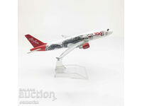 Airbus 320 airplane model mockup Airbus AIr Asia metal dragon