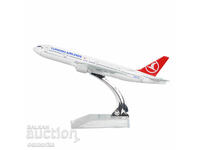 Model de avion Boeing 777 model Turkish Airline Avion de linie metalic