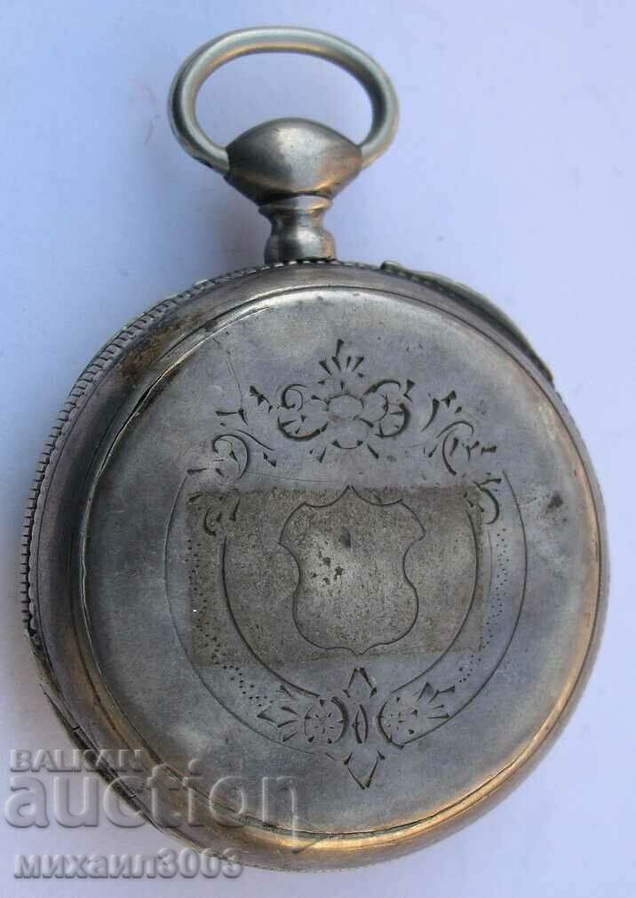 CEAS ARGINTIU ANTIC CU CHEIE cu preț 150.00 BGN | € 76.69 CEAS ARGINTIU ANTIC CU CHEIE cu preț 150.00 BGN | € 76.69