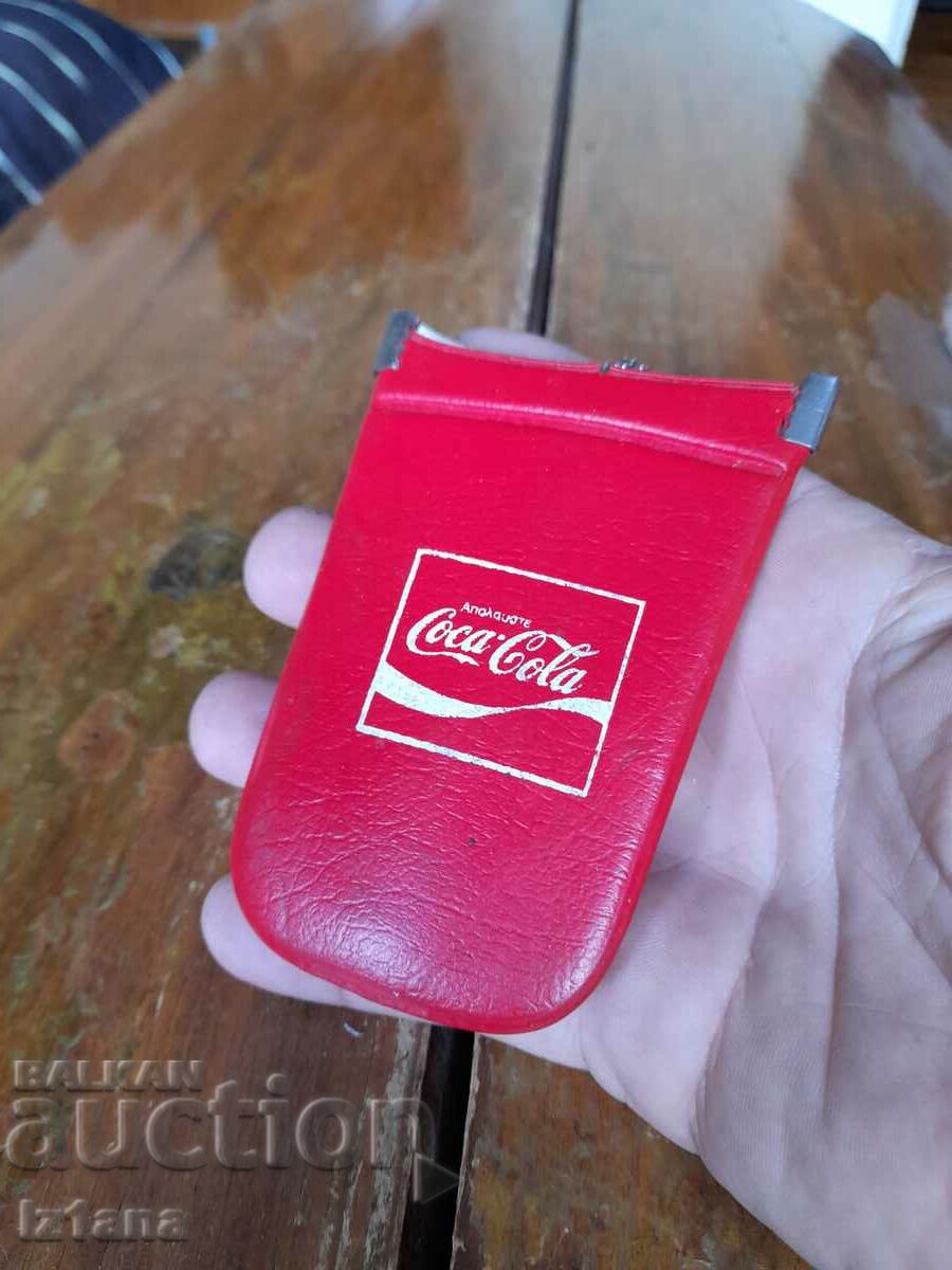 Coca Cola keychain, Coca Cola with price 32.00 BGN | € 16.36 Coca Cola keychain, Coca Cola with price 32.00 BGN | € 16.36