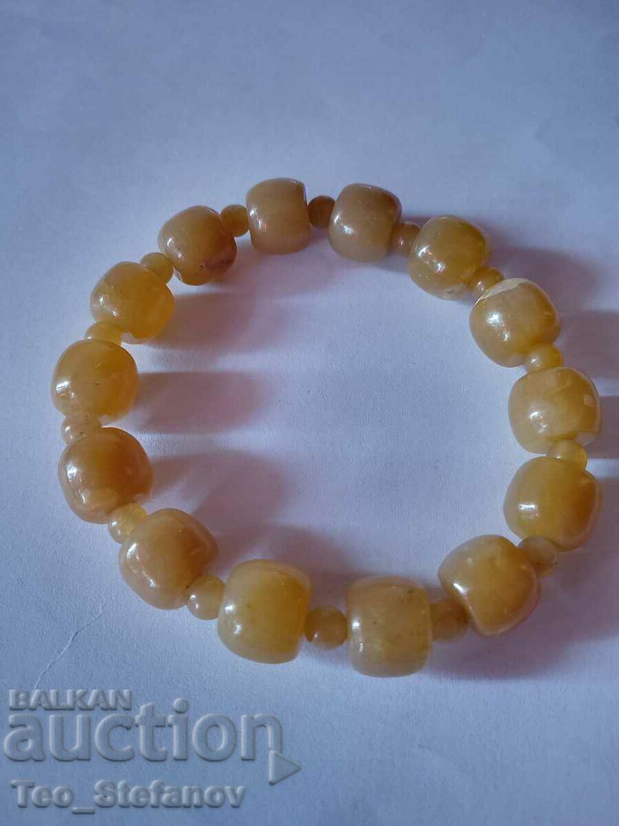 Delivery of Fire jade bracelet with certificate Delivery of Fire jade bracelet with certificate