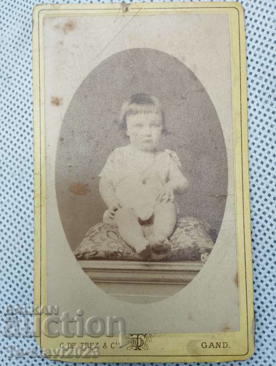 1884 Old photograph / photograph of a baby