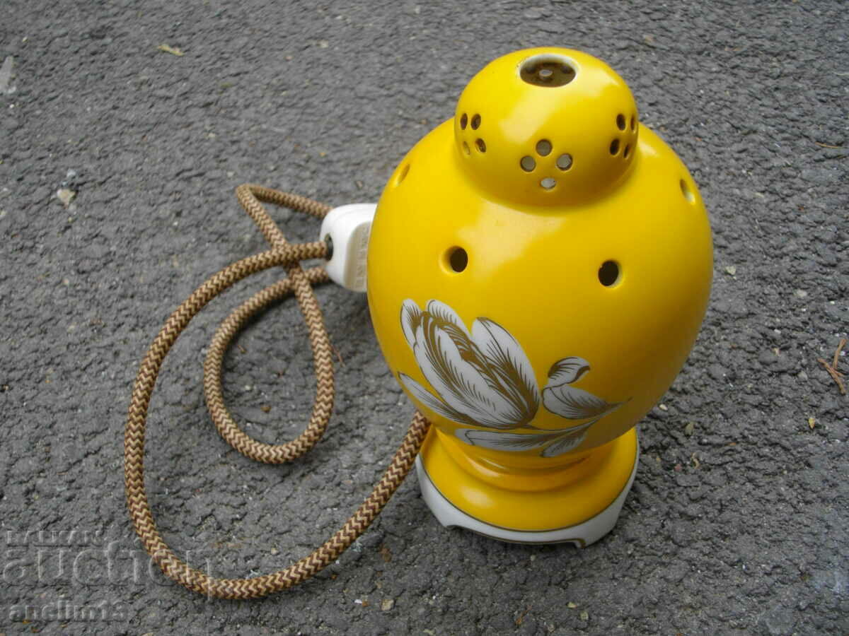 OLD PORCELAIN NIGHT LAMP - 7 OLD PORCELAIN NIGHT LAMP - 7