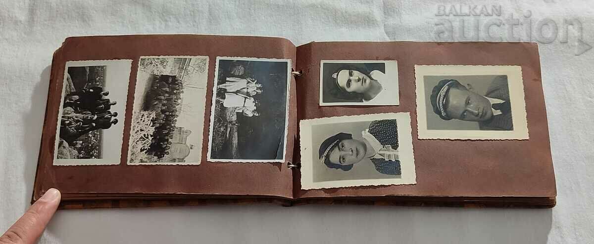 Delivery of ALBUM OF OLD PHOTOS