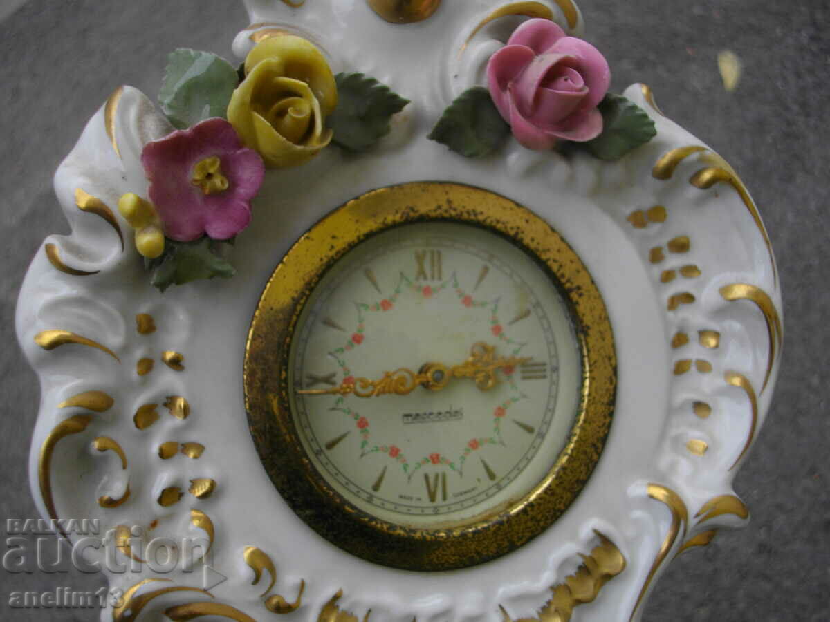 OLD MERCEDES TABLE CLOCK PORCELAIN CASE with price 90.00 BGN | € 46.02 OLD MERCEDES TABLE CLOCK PORCELAIN CASE with price 90.00 BGN | € 46.02