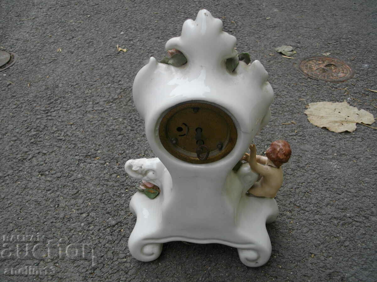 Auction OLD MERCEDES TABLE CLOCK PORCELAIN CASE Auction OLD MERCEDES TABLE CLOCK PORCELAIN CASE