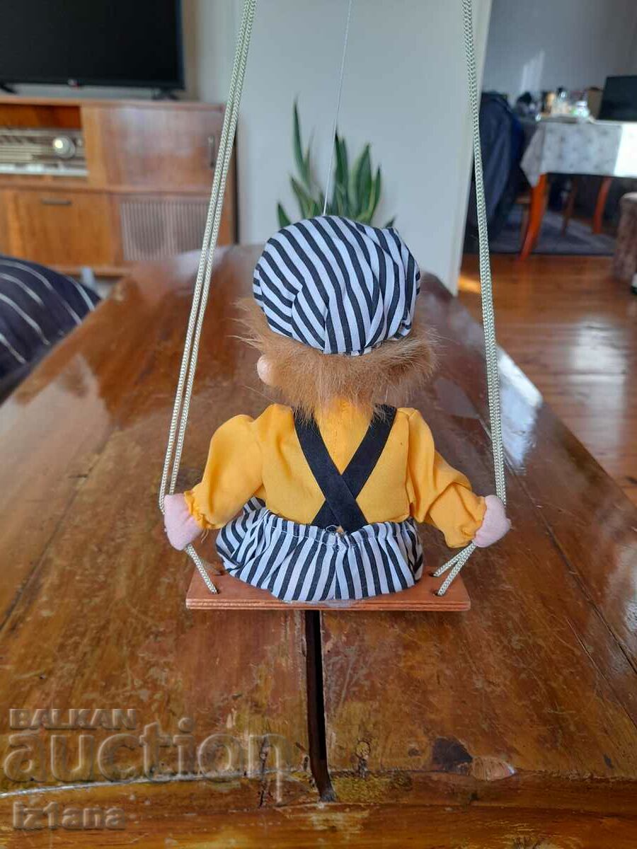 Auction Old doll, clown Auction Old doll, clown