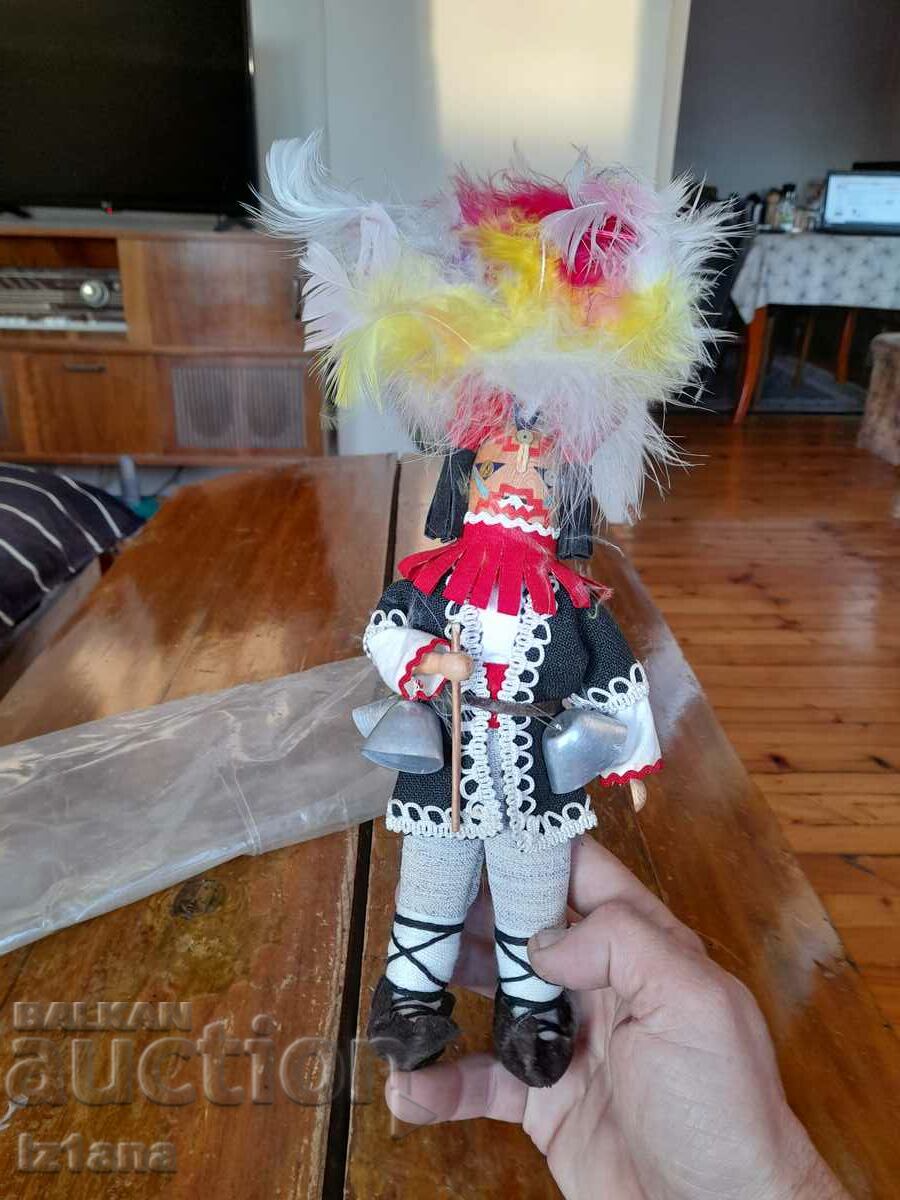 Figurină populară veche kuker cu preț 32.00 BGN | € 16.36