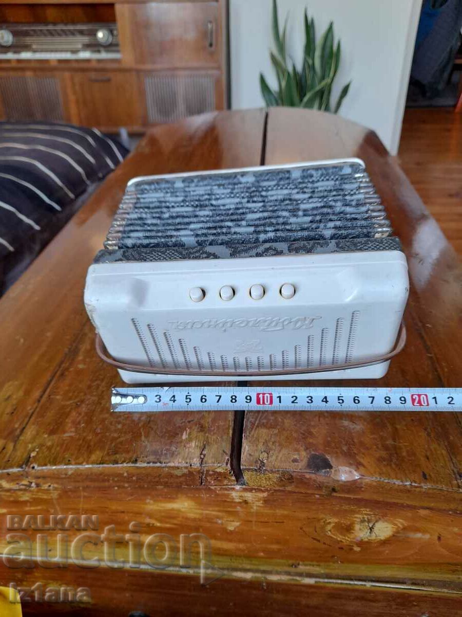 Acordeonul pentru copii vechi Yubileynaya - 7