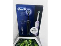 Oral-B Vitality Pro electric toothbrush - new