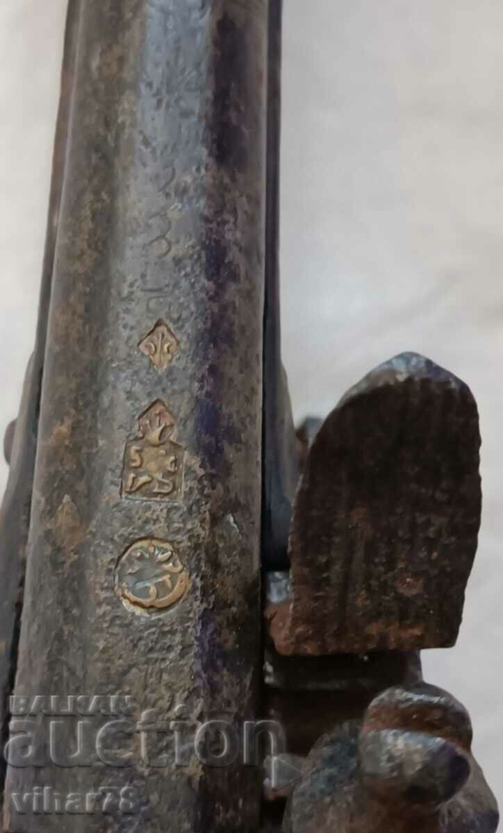 CAPSULE PISTOL - 6 CAPSULE PISTOL - 6