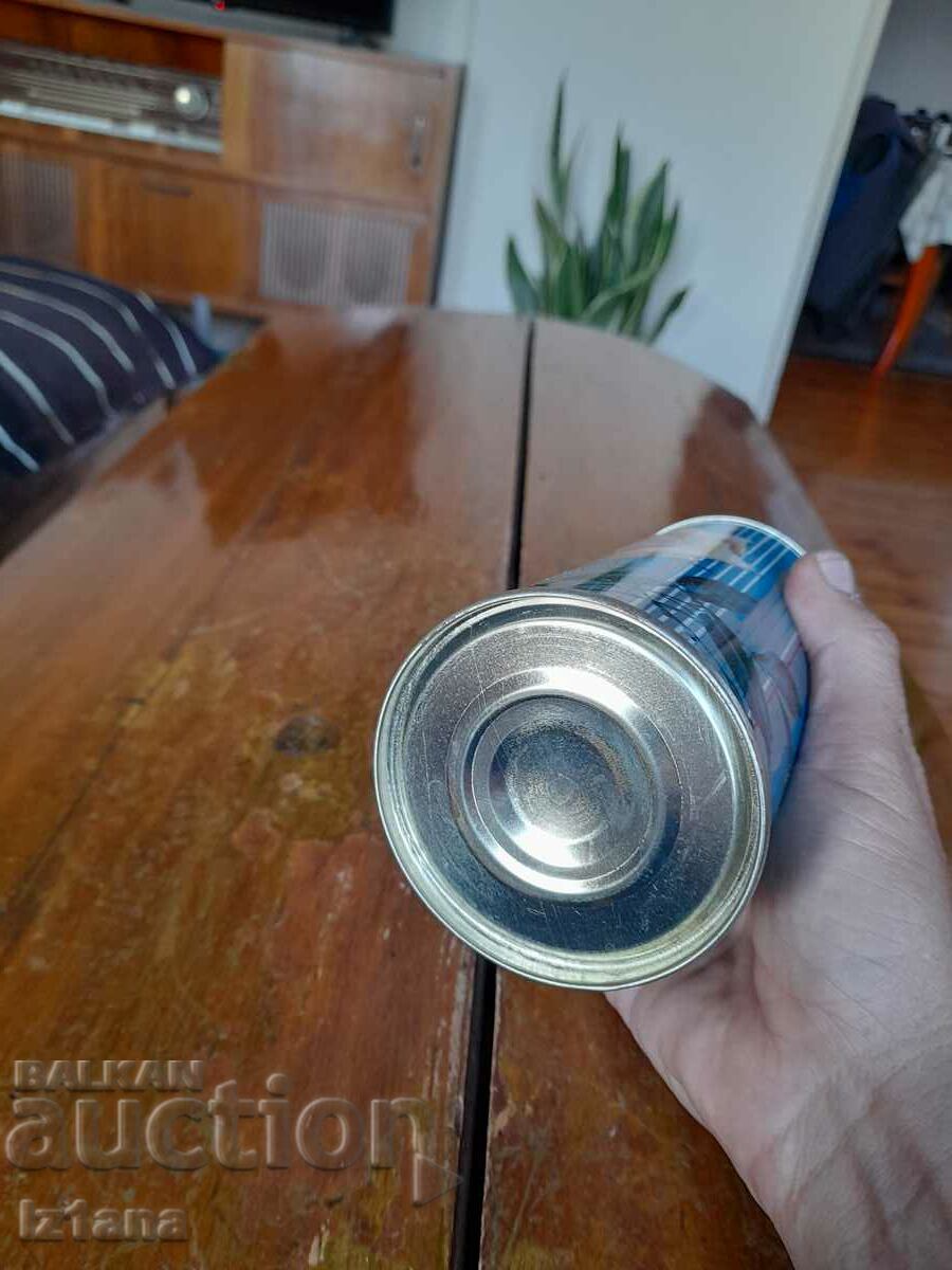 Delivery of An old thermos Delivery of An old thermos