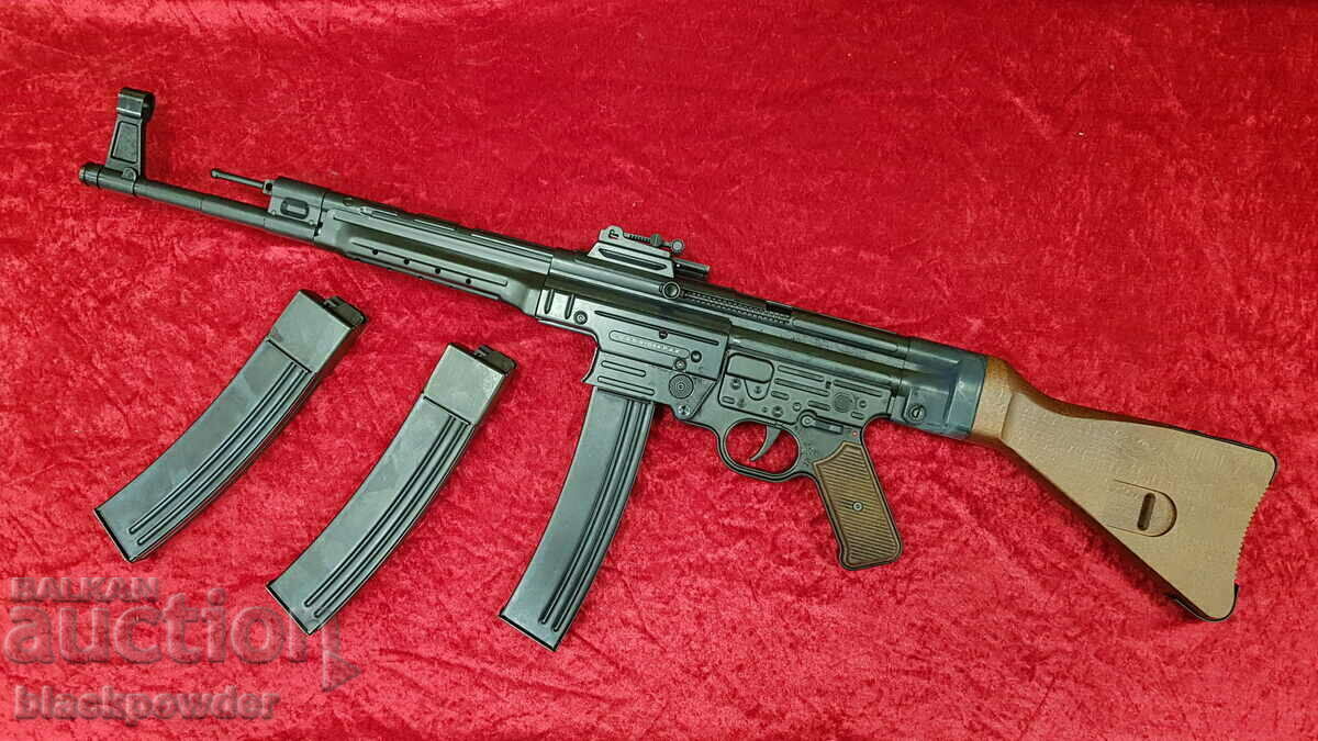 Шмайзер, автомат, STG-44,СТГ-44,картечен , пистолет, реплика