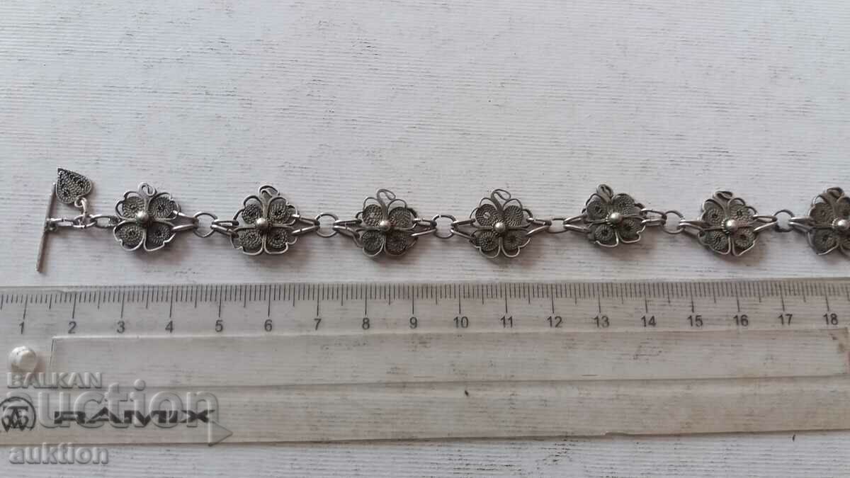 Παράδοση ΒΡΑΧΙΟΛΙ ΑΣΗΜΕΝΙΟ ΦΙΛΙΓΚΡΑ Παράδοση ΒΡΑΧΙΟΛΙ ΑΣΗΜΕΝΙΟ ΦΙΛΙΓΚΡΑ