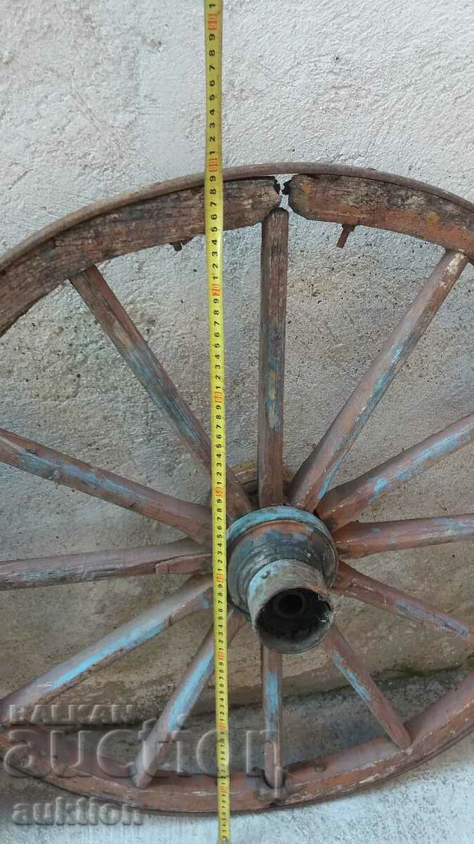 SET OF TWO LARGE WAGON WHEELS - 7 SET OF TWO LARGE WAGON WHEELS - 7