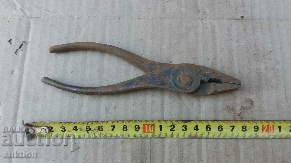 Delivery of SOC. MASSIVE PLIERS Delivery of SOC. MASSIVE PLIERS