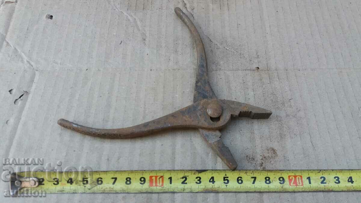 SOC. MASSIVE PLIERS - 6 SOC. MASSIVE PLIERS - 6