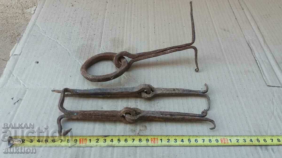 Auction REVIVAL WROUGHT HINGES AND LOCK Auction REVIVAL WROUGHT HINGES AND LOCK