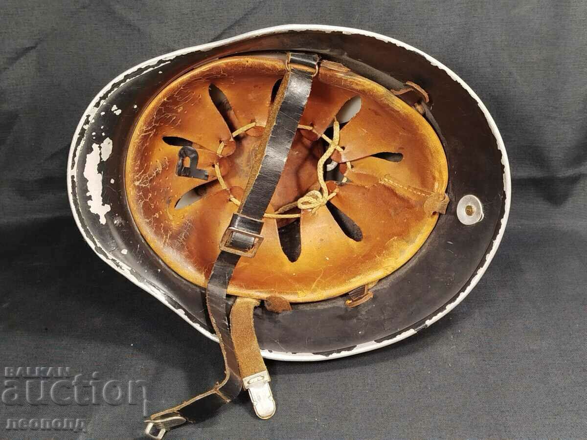 OLD GERMAN FIREMAN HELMET HELMET - 6 OLD GERMAN FIREMAN HELMET HELMET - 6