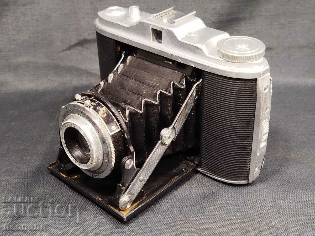 Auction  AGFA ISOLETTE I OLD RETRO BUCKET CAMERA
