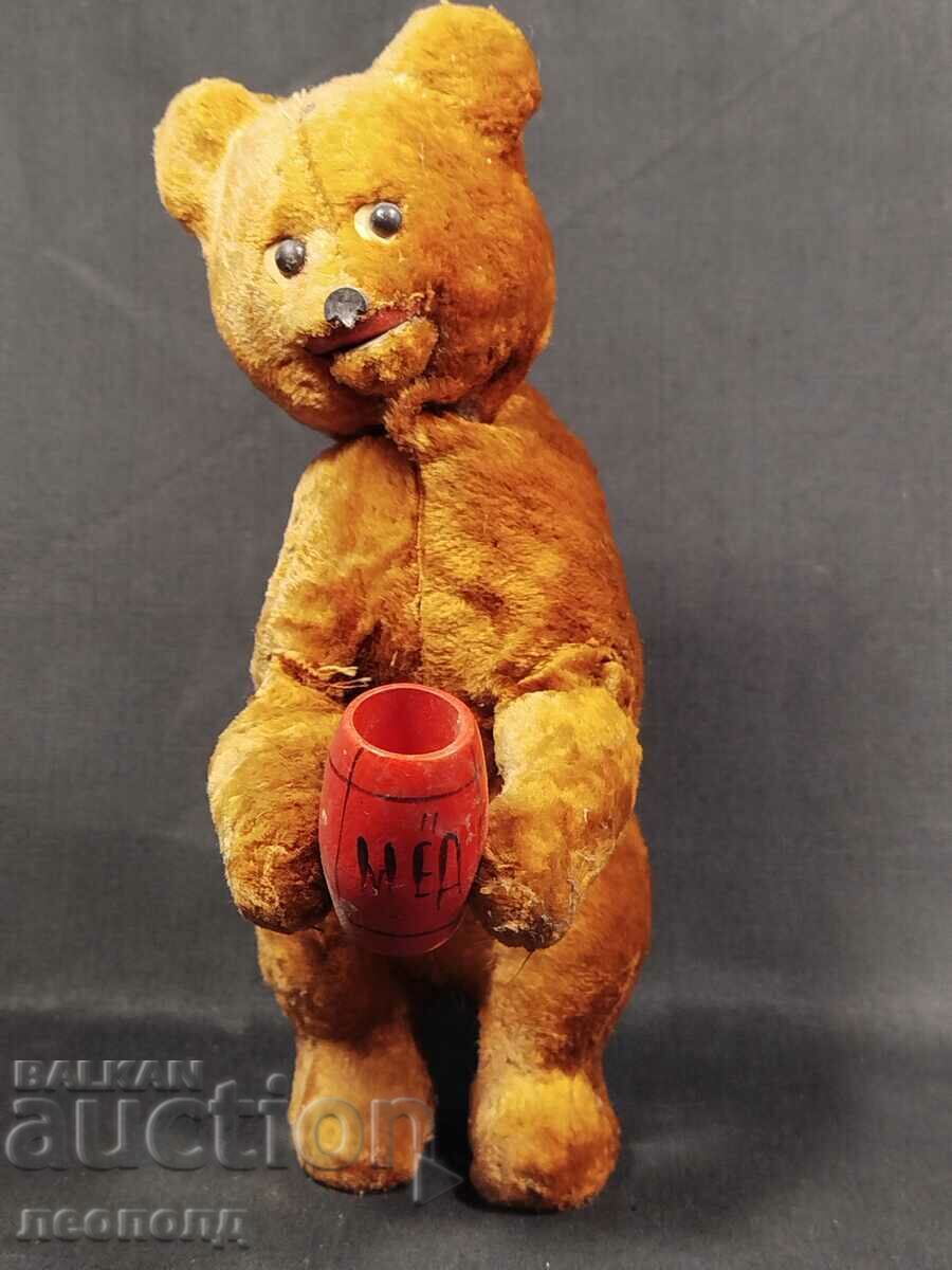 OLD RETRO SOC USSR MECHANICAL TOY BABA METZA with price 60.00 BGN | € 30.68 OLD RETRO SOC USSR MECHANICAL TOY BABA METZA with price 60.00 BGN | € 30.68