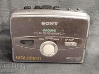 BZC OLD PORTABLE WALKMAN PLAYER CASSETTE SONY WALKMAN