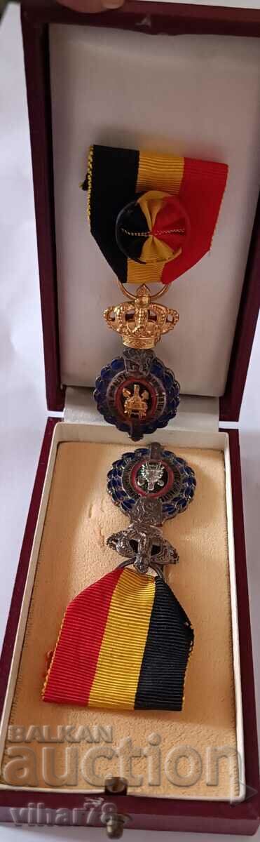 Lot of two medals - 6 Lot of two medals - 6