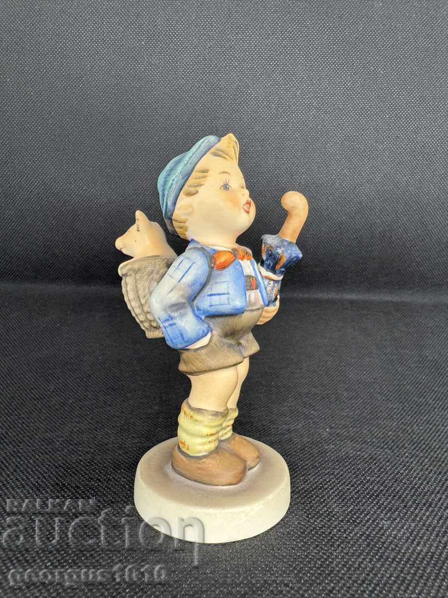 Collectible Hummel Porcelain Figurine #6182