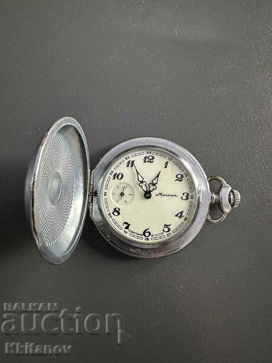 Retro Molnija pocket watch with bird engraving