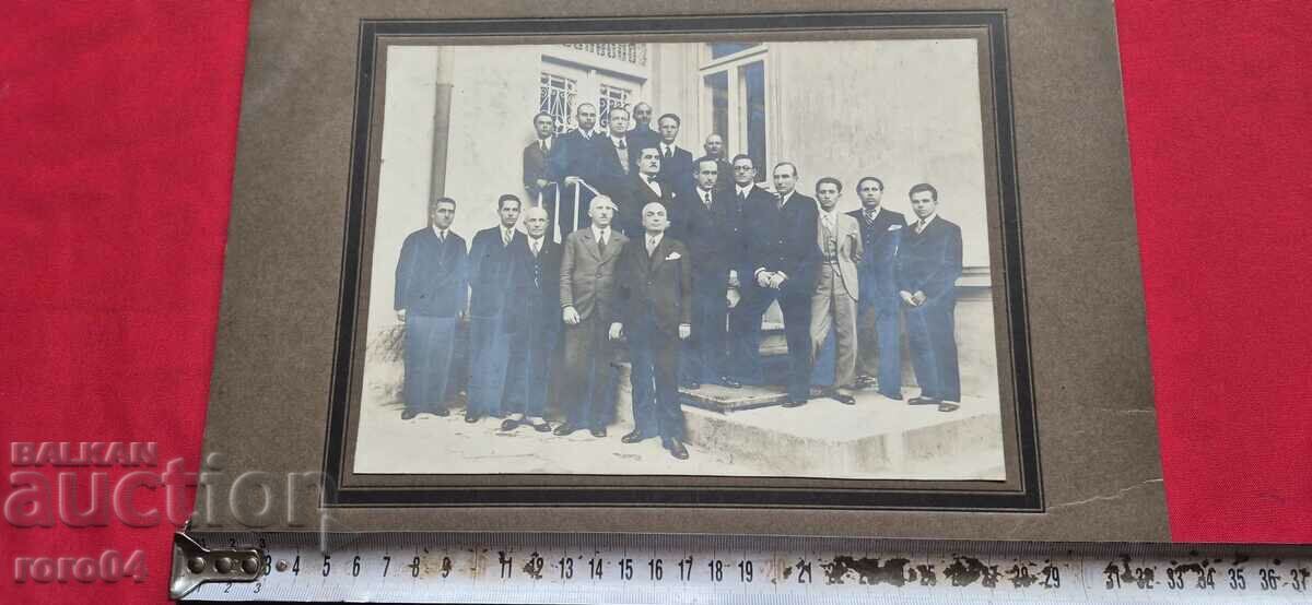 SVISHTOV - AUDITOR - ASEN KUYUMDJIEV - BANCHERI - AUTOGRAFI cu preț 69.30 BGN | € 35.43 SVISHTOV - AUDITOR - ASEN KUYUMDJIEV - BANCHERI - AUTOGRAFI cu preț 69.30 BGN | € 35.43