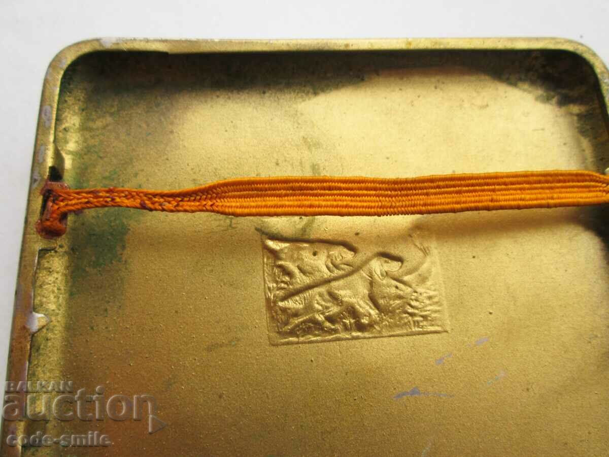 Old snuffbox with hunting dogs hunter in the Kingdom of Bulgaria - 6 Old snuffbox with hunting dogs hunter in the Kingdom of Bulgaria - 6