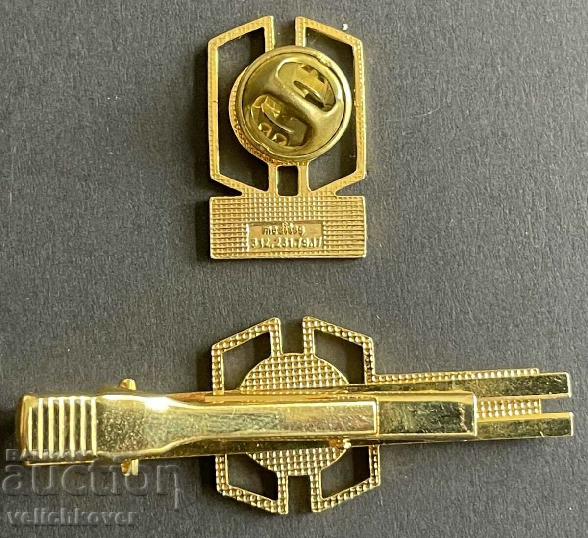 39231 Sign and pin for a tie, manufacturing company PVS Dograma with price 5.00 BGN | € 2.56 39231 Sign and pin for a tie, manufacturing company PVS Dograma with price 5.00 BGN | € 2.56