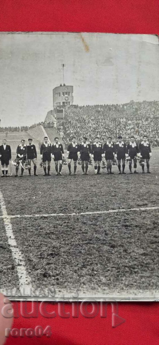 ΒΕΡΟΛΙΝΟ - ΟΜΑΔΕΣ ΠΟΔΟΣΦΑΙΡΟΥ - Β' Παγκόσμιος Πόλεμος - 6 ΒΕΡΟΛΙΝΟ - ΟΜΑΔΕΣ ΠΟΔΟΣΦΑΙΡΟΥ - Β' Παγκόσμιος Πόλεμος - 6