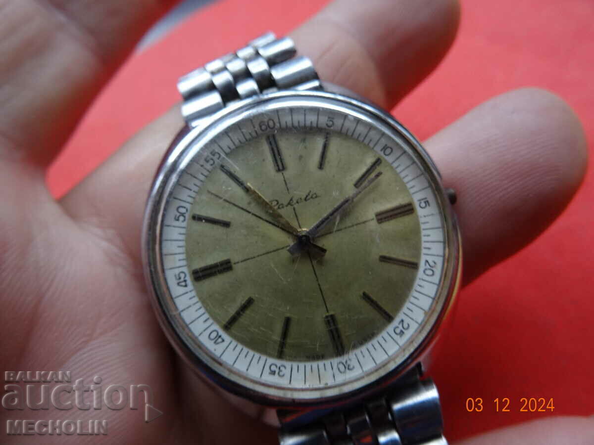 OLD RUSSIAN COLLECTIBLE ROCKET WATCH with price 25.00 BGN | € 12.78 OLD RUSSIAN COLLECTIBLE ROCKET WATCH with price 25.00 BGN | € 12.78