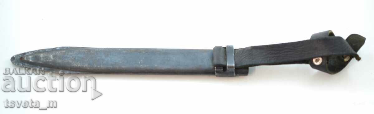 AK 47 bayonet mount with price 30.00 BGN | € 15.34 AK 47 bayonet mount with price 30.00 BGN | € 15.34