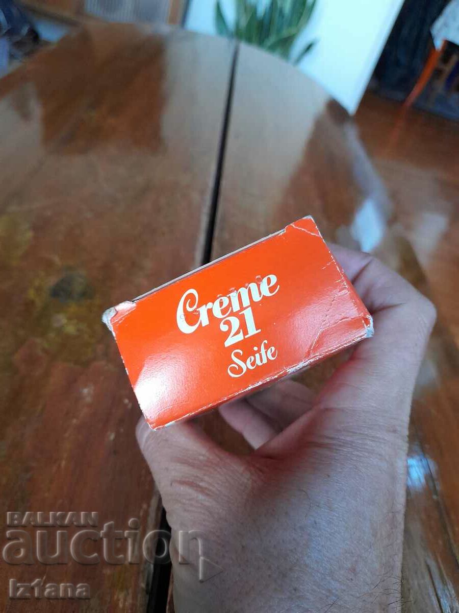 Auction Old soap Creme 21 Auction Old soap Creme 21