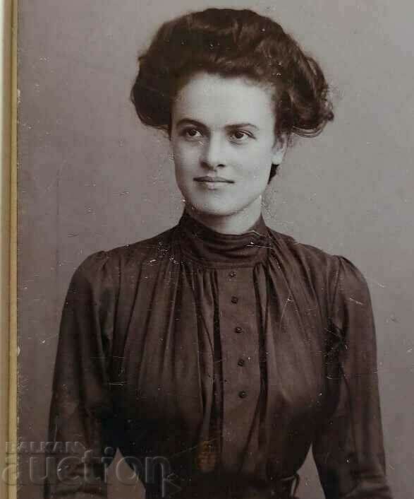 Delivery of 1903 SHUMEN WOMAN PORTRAIT OLD PHOTOGRAPH CARDBOARD Delivery of 1903 SHUMEN WOMAN PORTRAIT OLD PHOTOGRAPH CARDBOARD