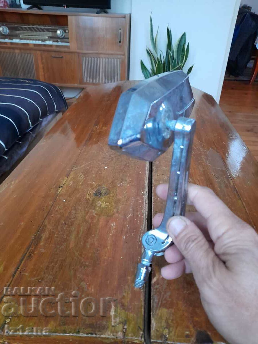 Delivery of Old car mirror Delivery of Old car mirror