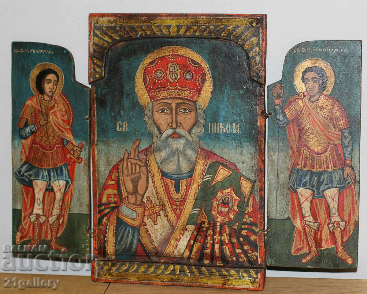 Triptic cu icoană pictată manual Sfântul Nicolae Făcătorul de Minuni cu preț 550.00 BGN | € 281.21 Triptic cu icoană pictată manual Sfântul Nicolae Făcătorul de Minuni cu preț 550.00 BGN | € 281.21