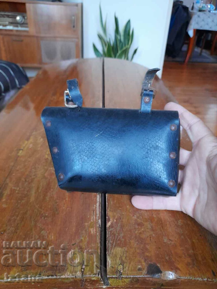 Auction  Old bicycle bag, bicycle