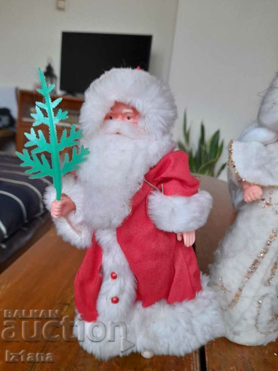 Auction  Old Santa and Snow White