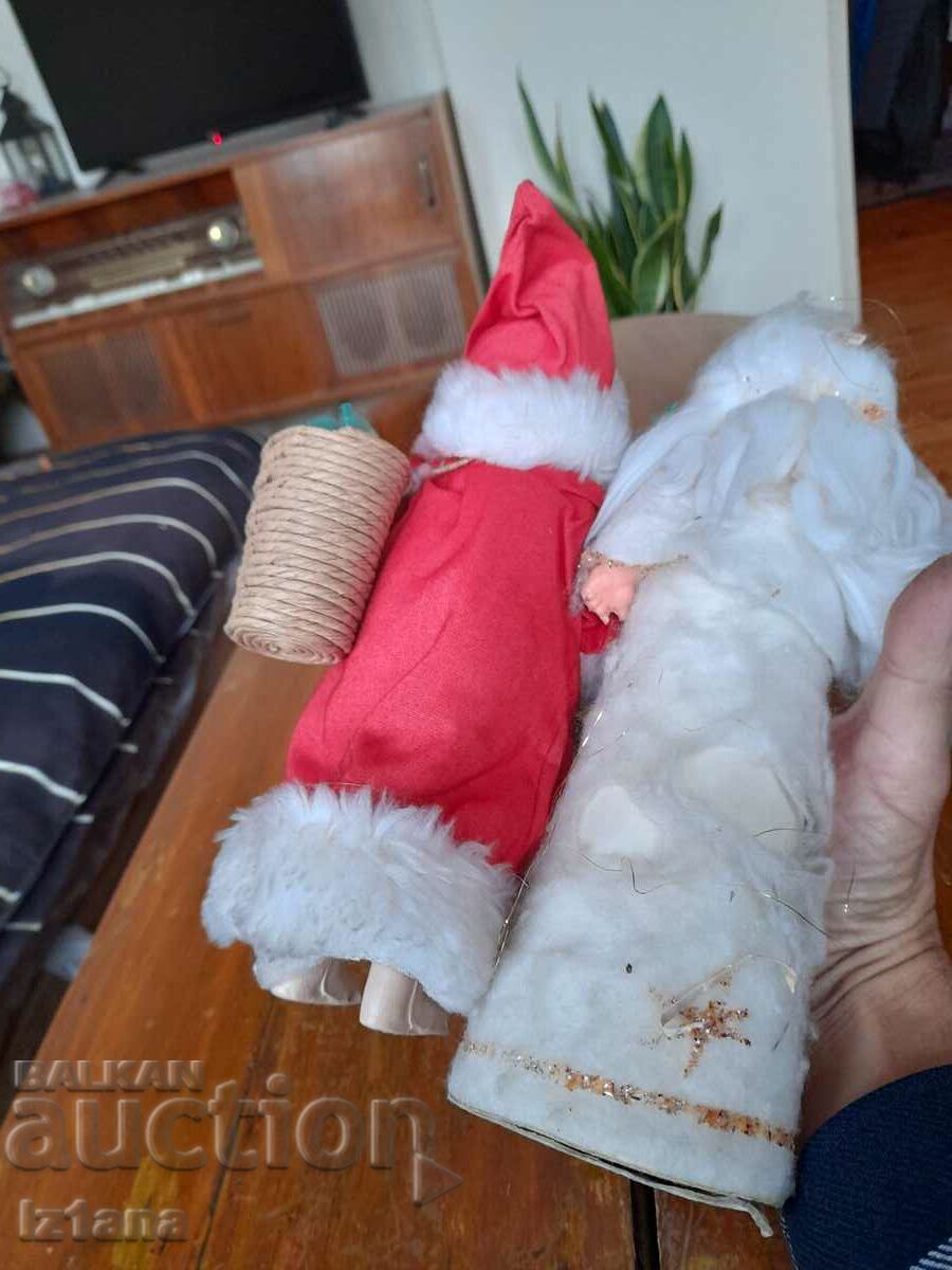 Old Santa and Snow White - 5