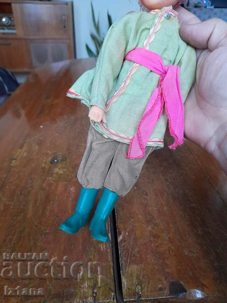 Licitație Păpușă veche Licitație Păpușă veche