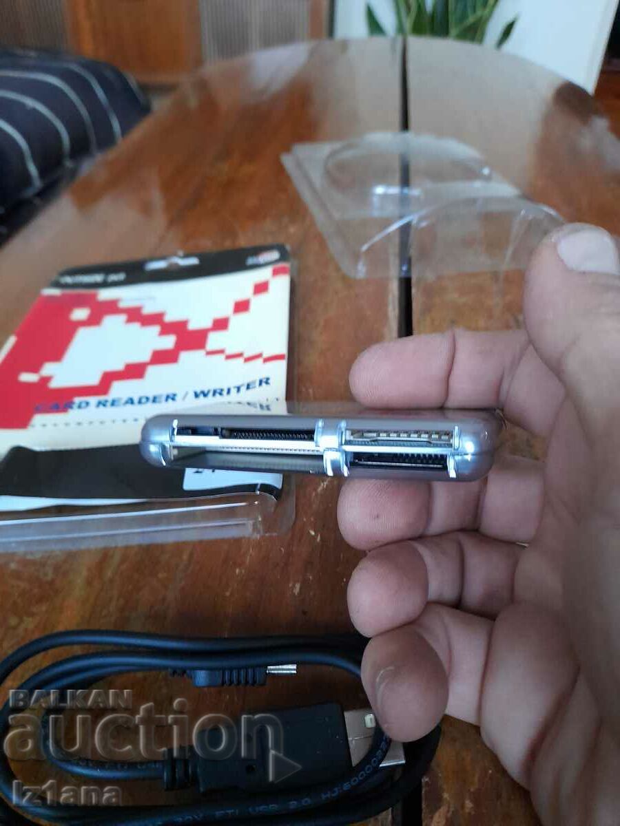 24 in 1 Card reader - 6 24 in 1 Card reader - 6