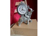 Figure Elephant with clock