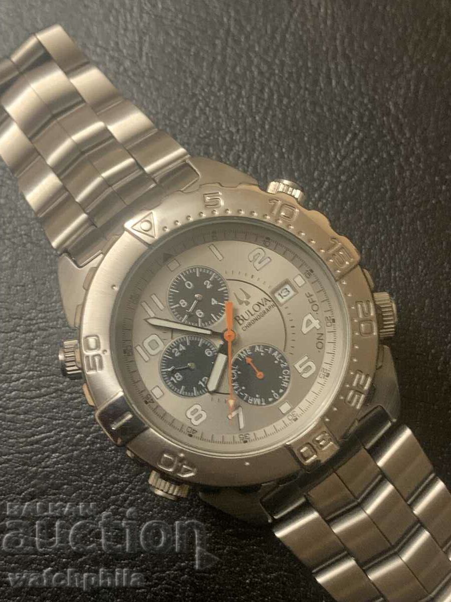 Bulova chronograph men's watch, excellent. It works