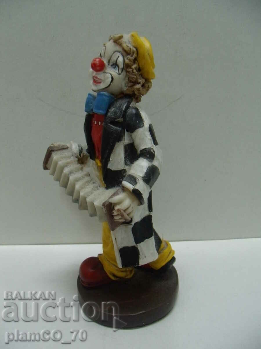 #*7777 old figure - clown with price 10.00 BGN | € 5.11