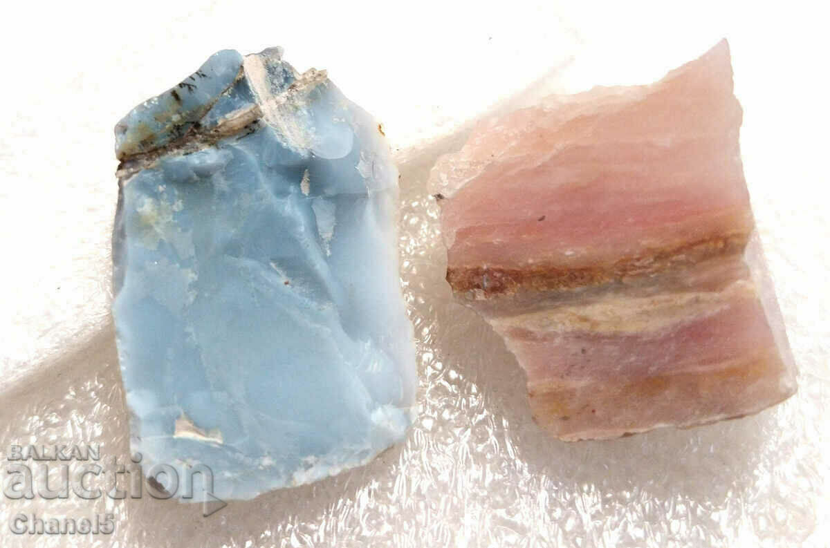 PAIR OF MILK OPAL - PINK & BLUE - PERU - 62.57 carats (414) with price 18.00 BGN | € 9.20 PAIR OF MILK OPAL - PINK & BLUE - PERU - 62.57 carats (414) with price 18.00 BGN | € 9.20